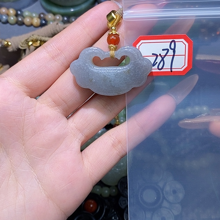 和田玉和田玉边角料随机发未镶嵌