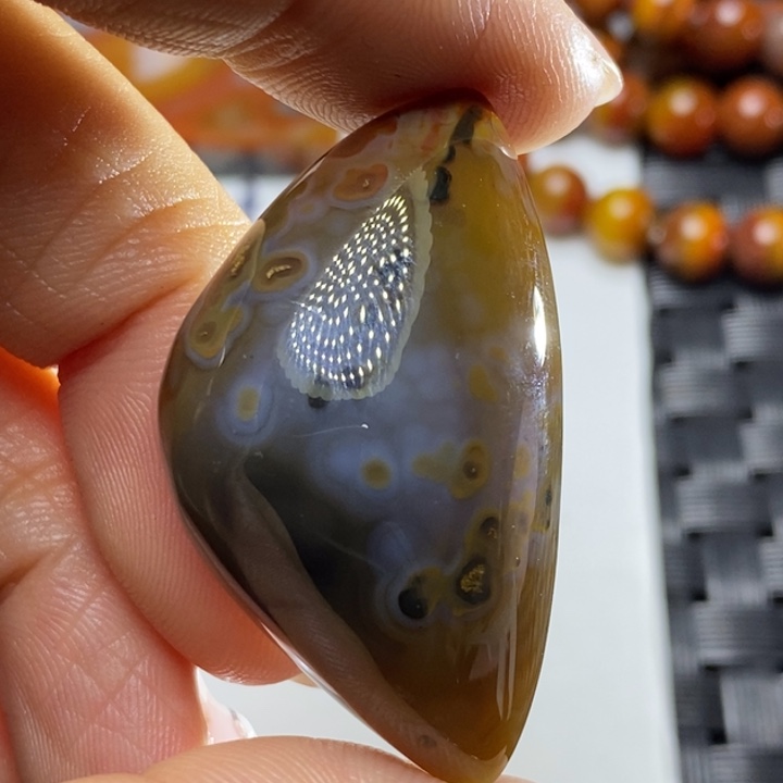 玛瑙/玉髓颈饰未镶嵌