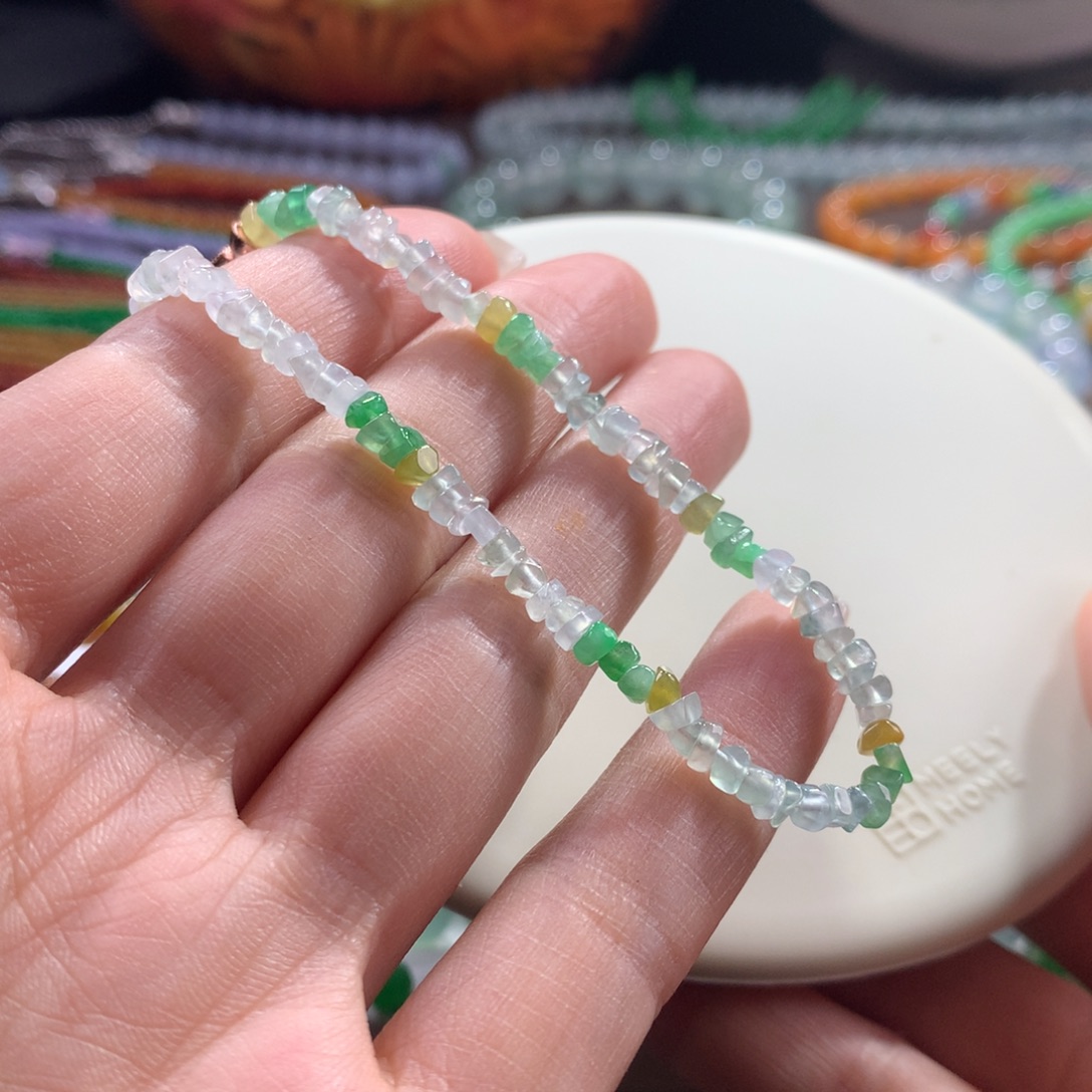 翡翠未镶嵌手链福利款碎碎冰