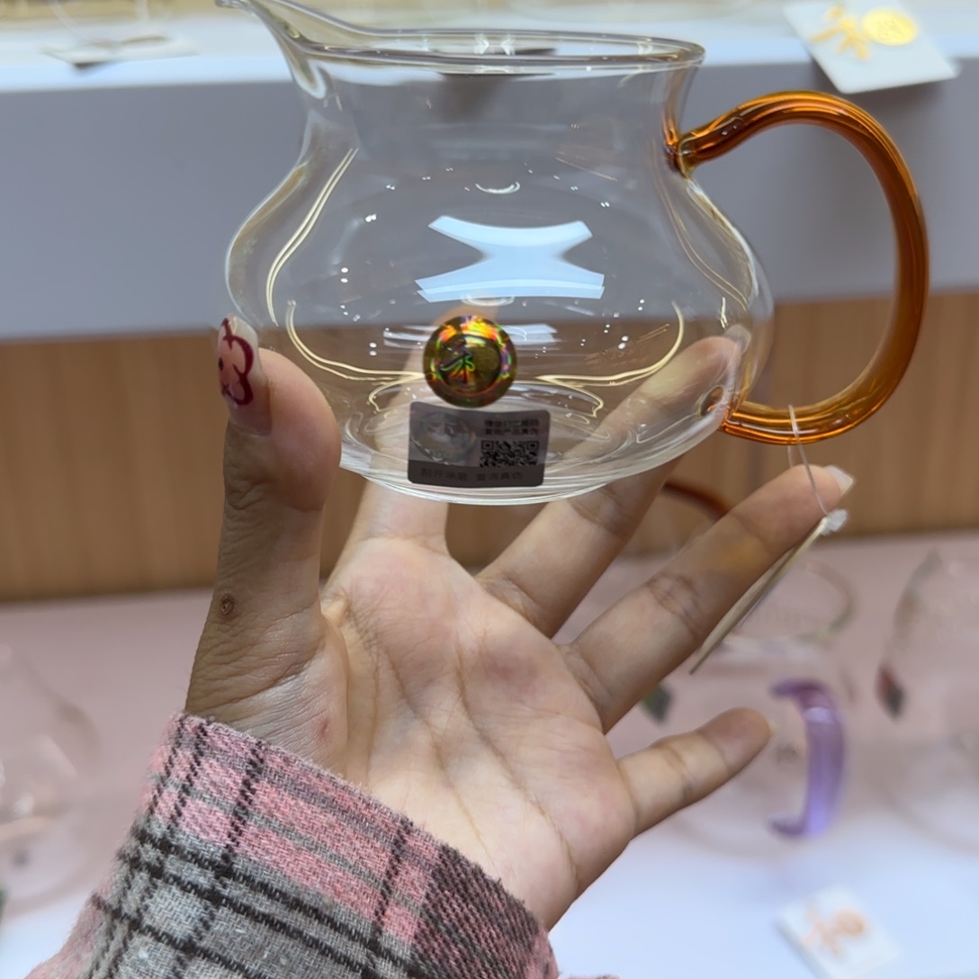 禾器太初琥珀色。。。