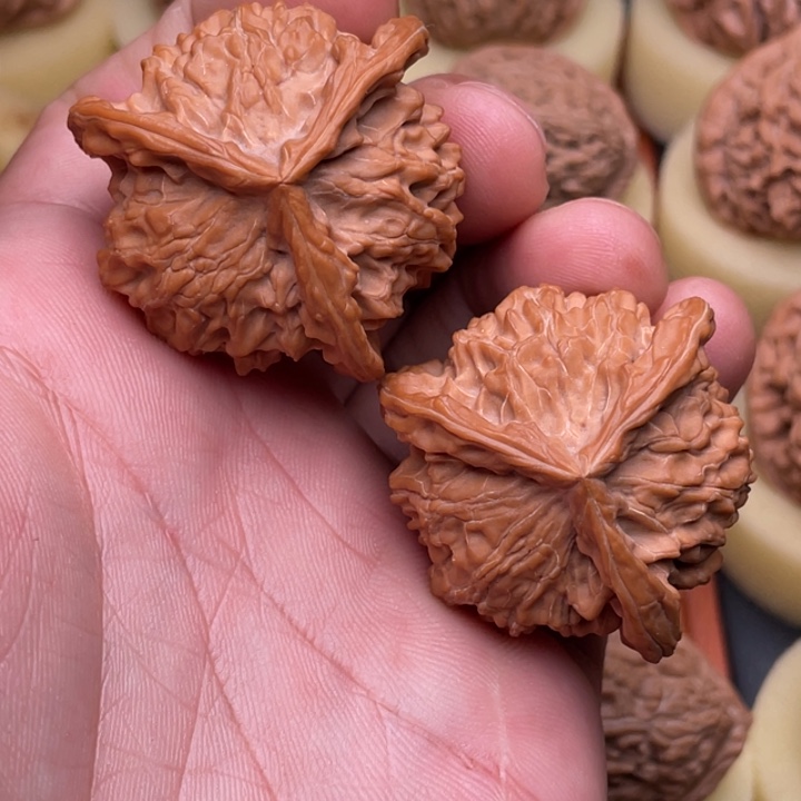 楊***ｇ把件文玩核桃41左右盘山三棱