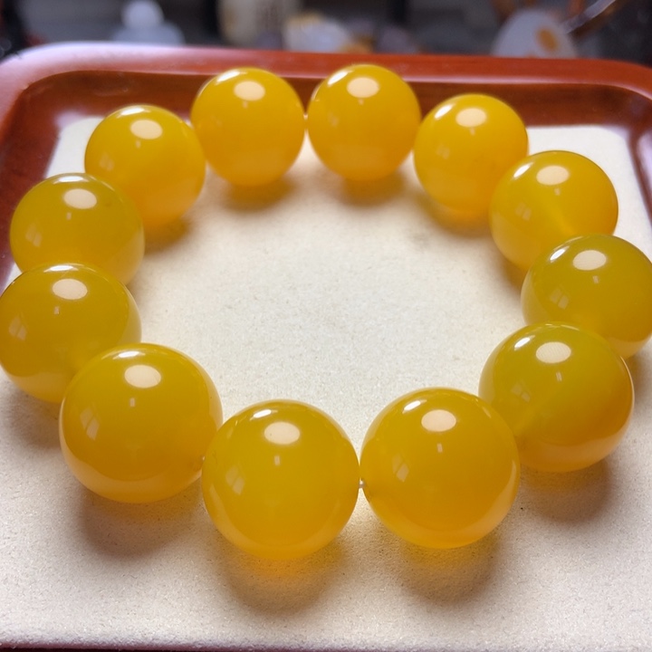 玛瑙/玉髓手串未镶嵌鸡油黄