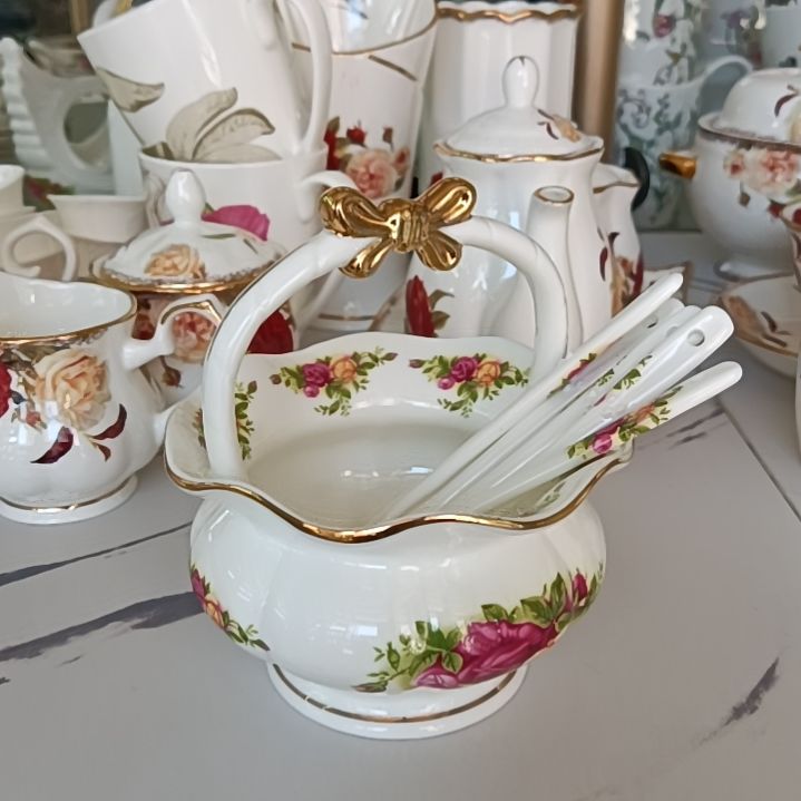 骨质瓷包金蝴蝶花篮6把咖啡勺