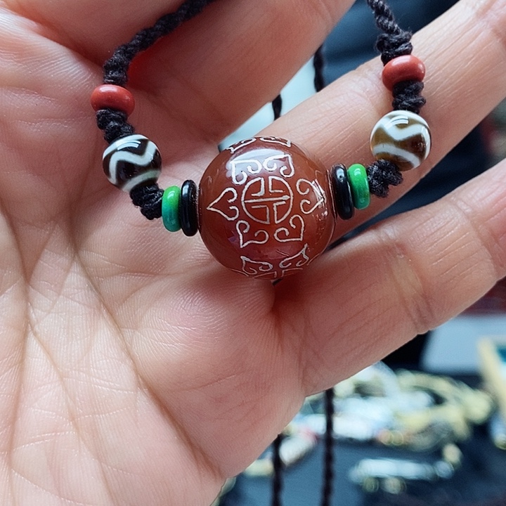 玛瑙/玉髓颈饰合金