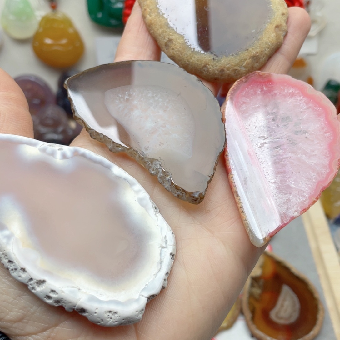 玛瑙/玉髓颈饰合金浪**河