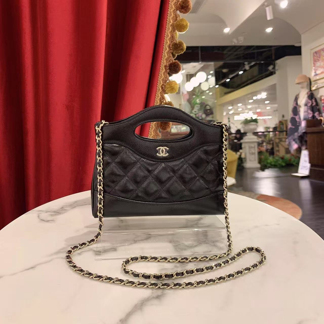 95新 Chanel/香奈儿 GGS24s 31bag nano黑金光泽芯片款66751602