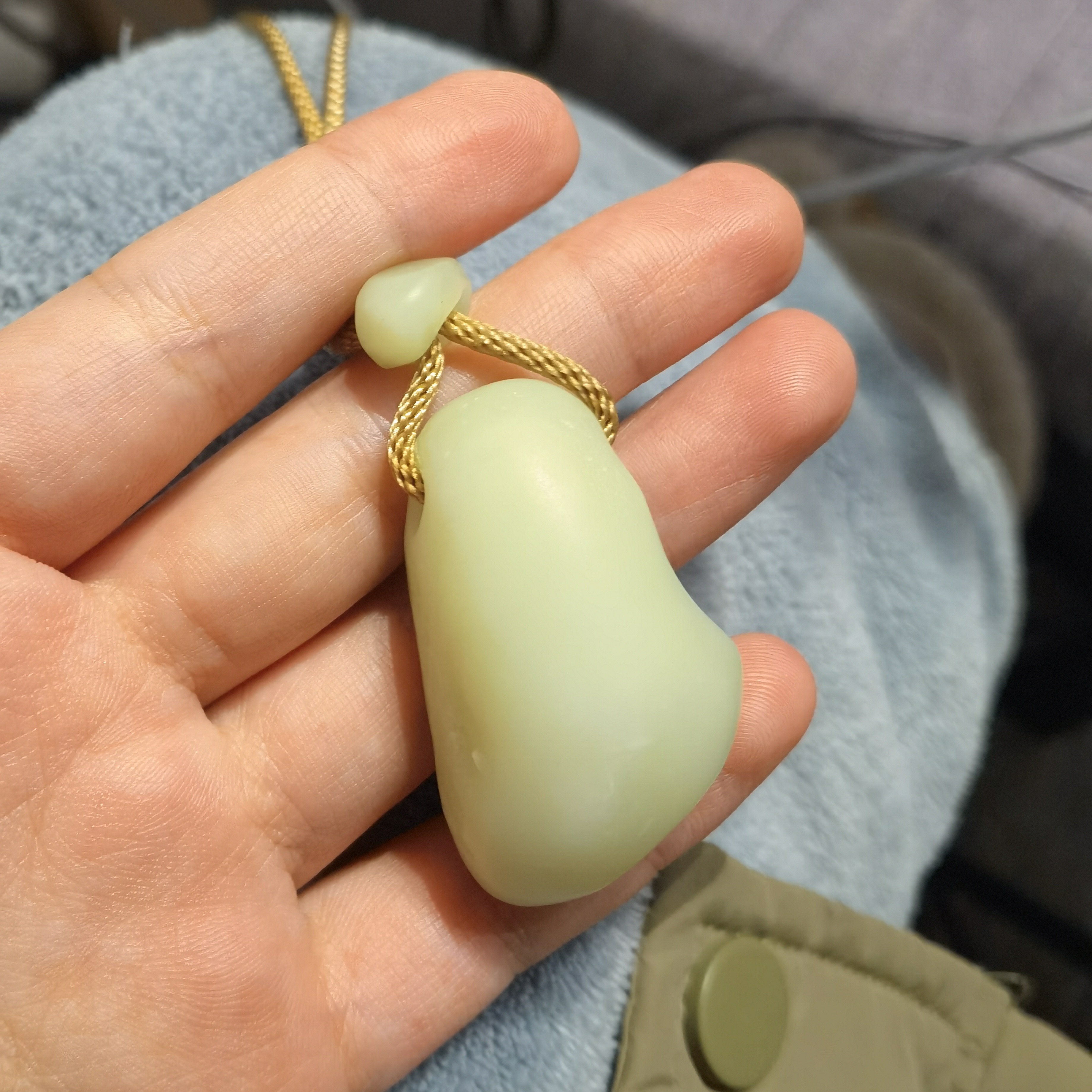 和田玉随形坠子复古饱满