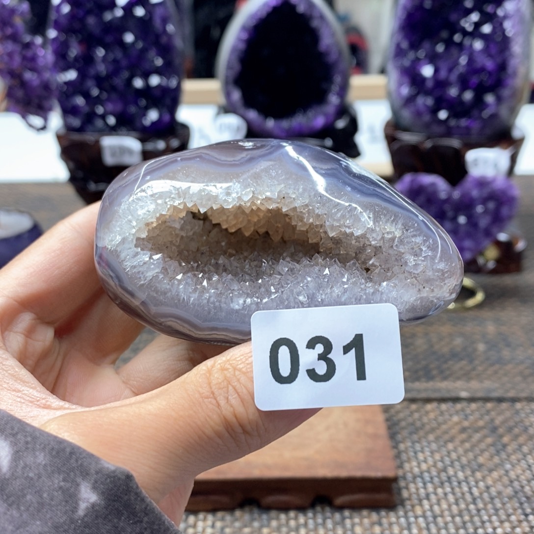 紫晶大型摆件（非配饰）未镶嵌