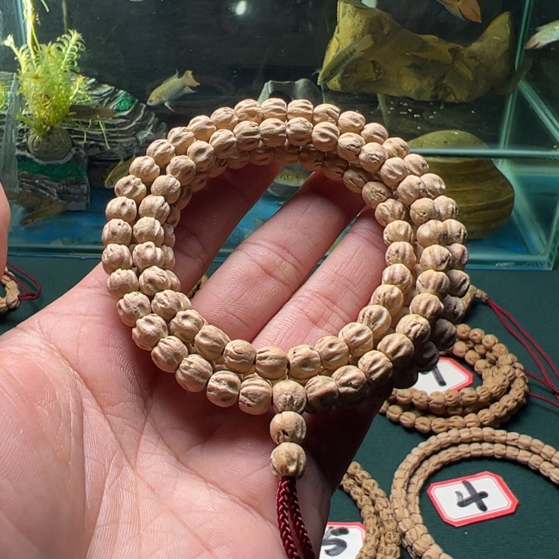 柏香籽/百香籽吊坠A5