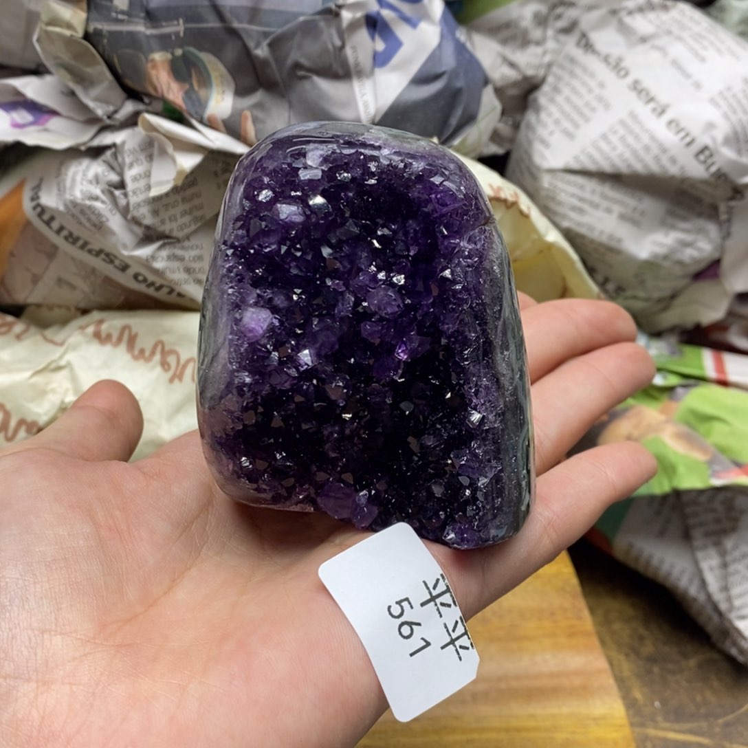 紫晶乌拉圭未镶嵌