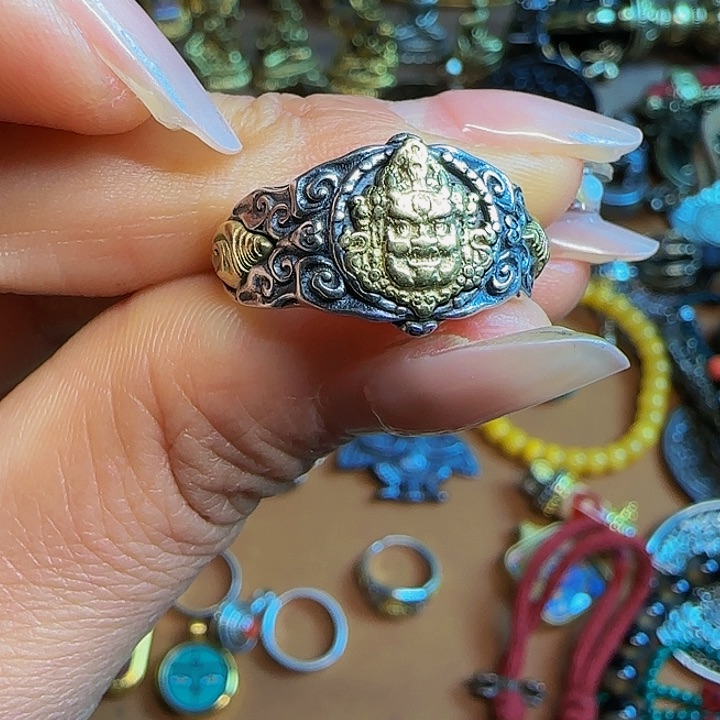 泥塑ο****此哈哈5678899000