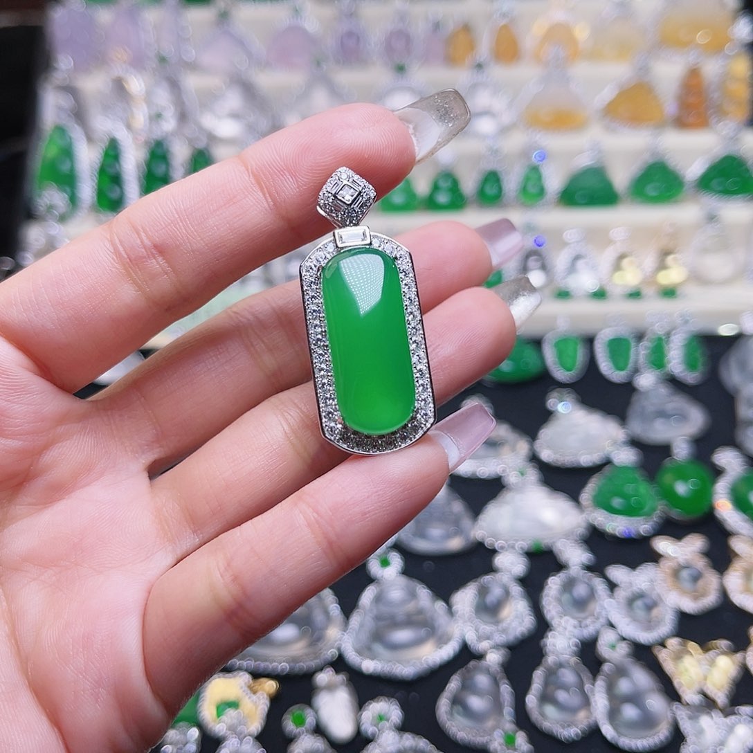 玛瑙/玉髓颈饰银S925镶嵌