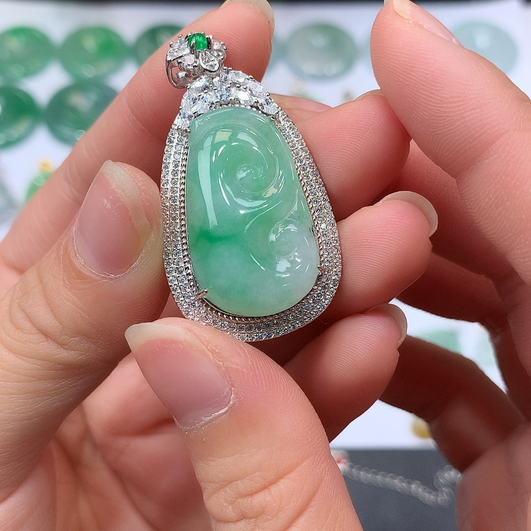 翡翠未镶嵌吊坠(不含链)