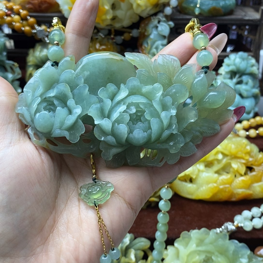 蛇纹石玉挂件未镶嵌兴*乐