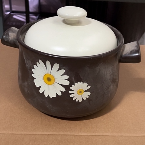 微瑕，明火，口径22厘米，高15，3L白盖