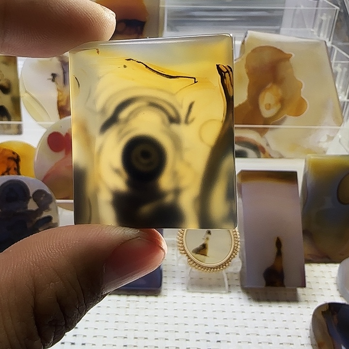 平****玛瑙/玉髓未镶嵌珠宝奇石