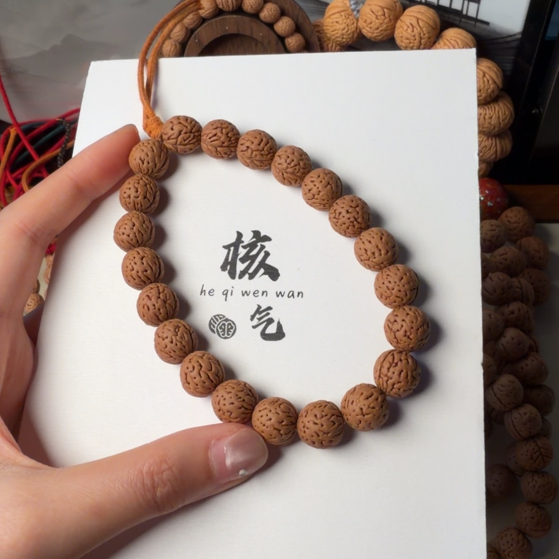 野生红皮桃核吊坠闪16