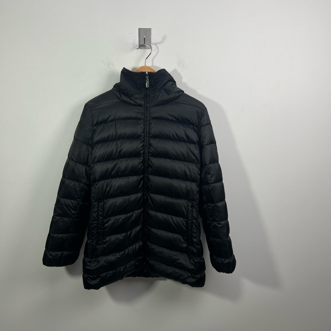 maxmara 黑色立领拉链羽绒服 99新 38码 #3488
