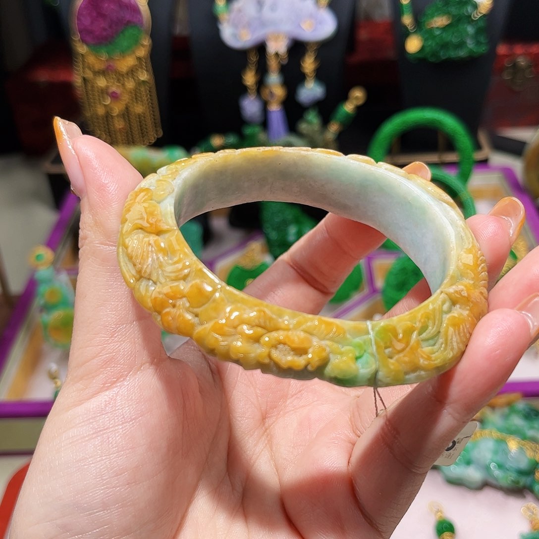 【闪购商品】翡翠手镯未镶嵌翡翠