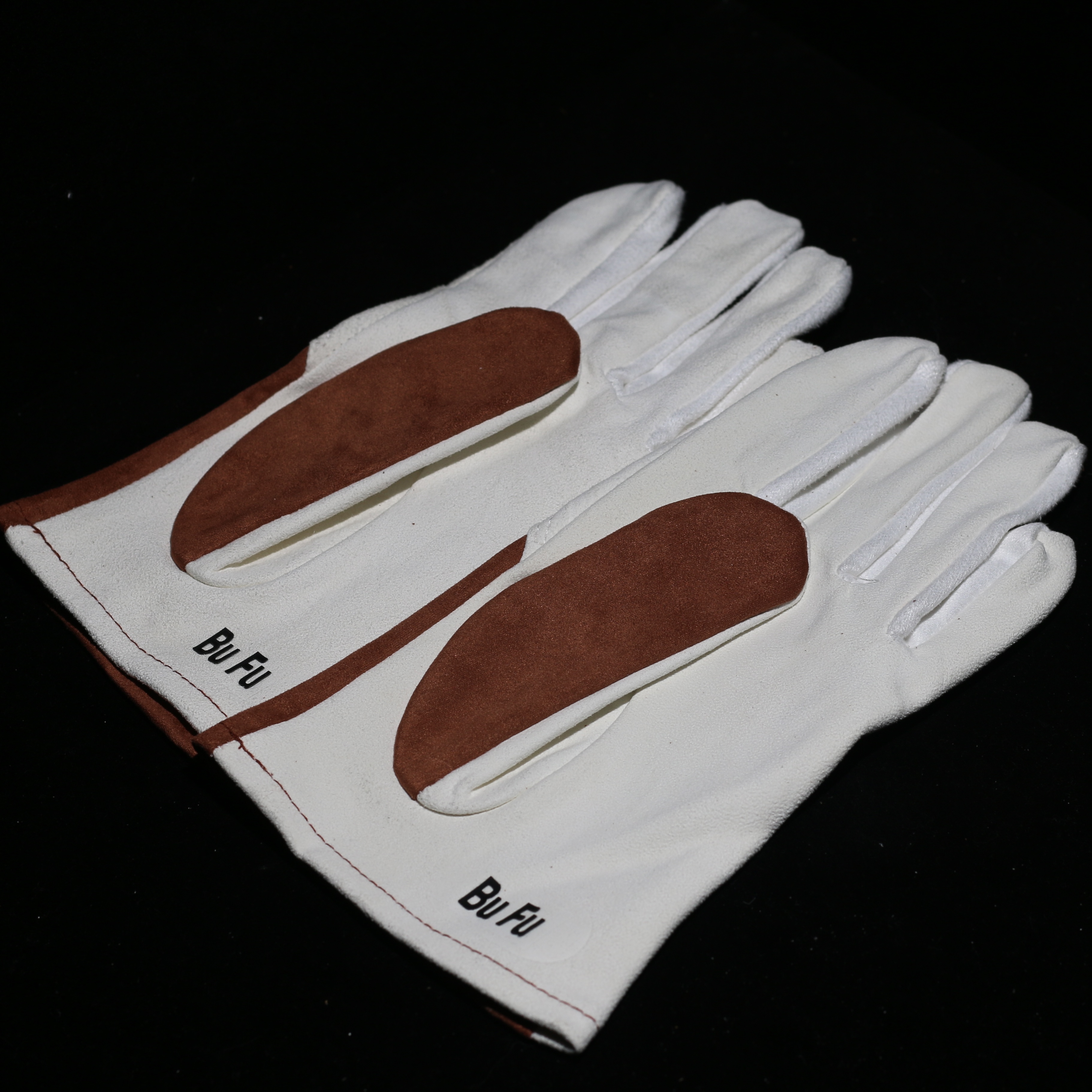 不服天下！麂皮米白文玩手套