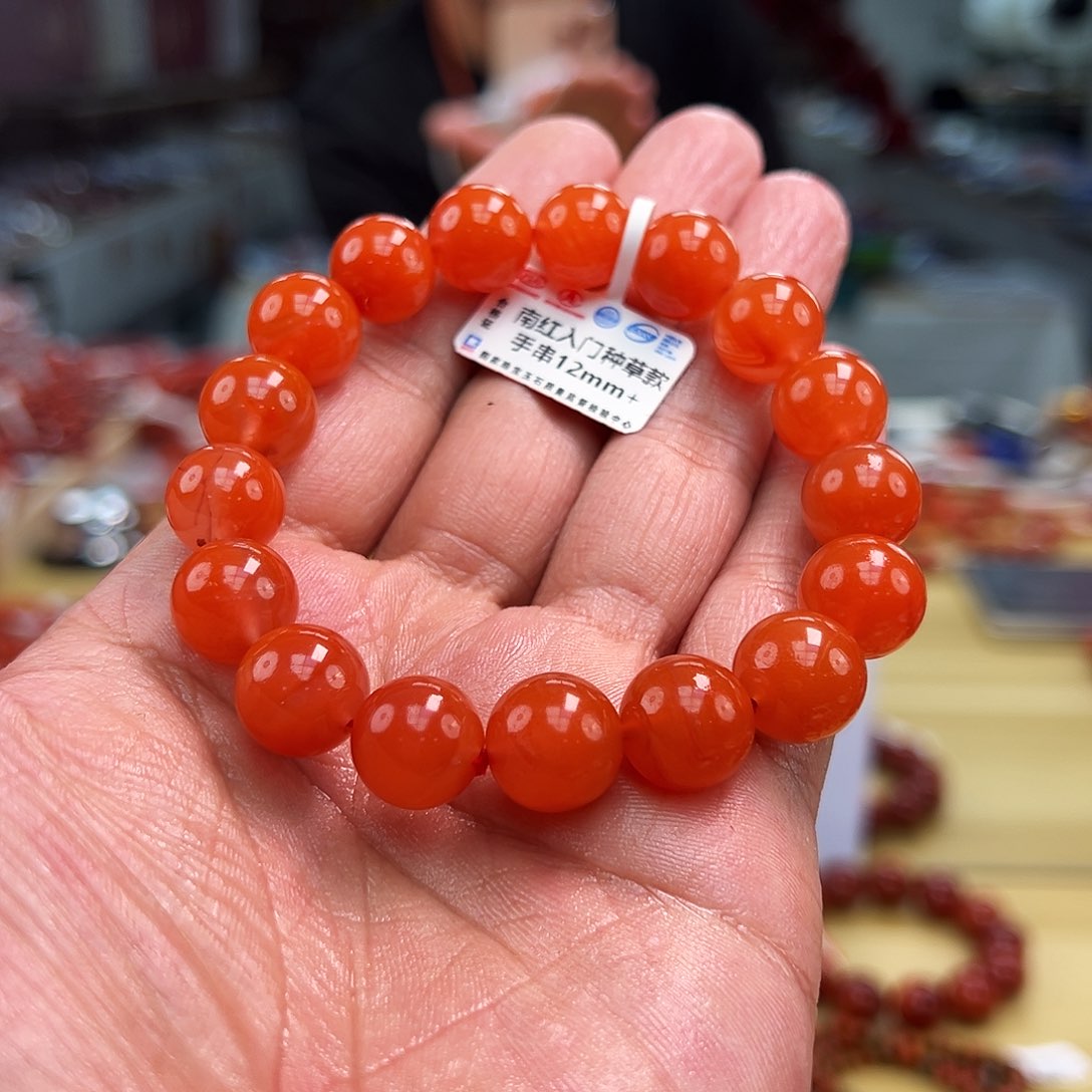 南红玛瑙买未镶嵌12+m m m m m