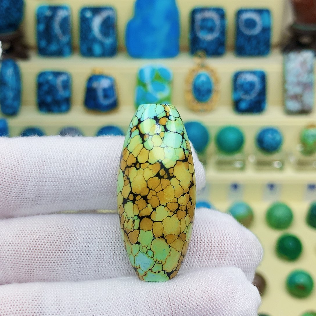 绿松石绿松石未镶嵌