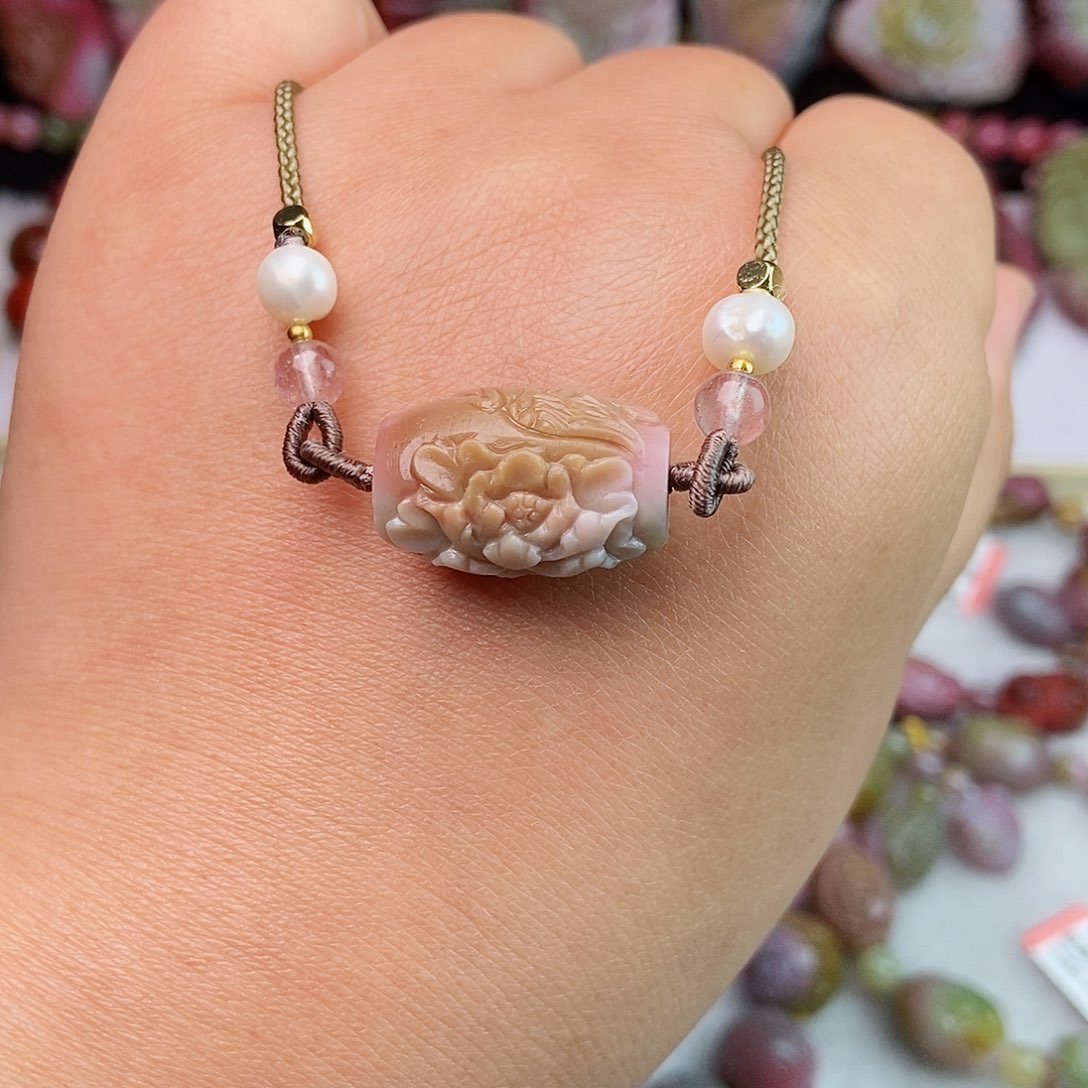 玛瑙/玉髓未镶嵌珠宝半成品