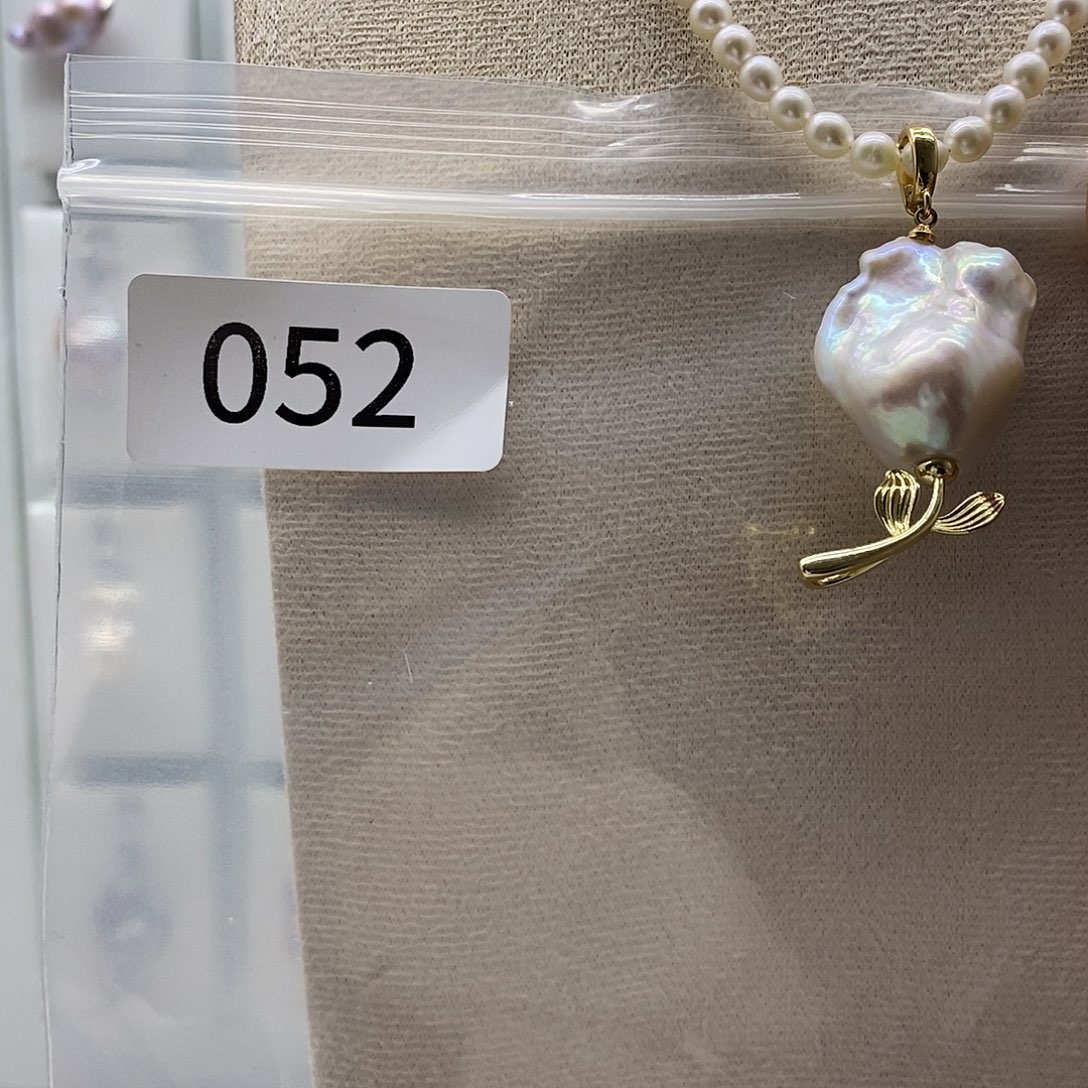 淡水珍珠合金颈饰