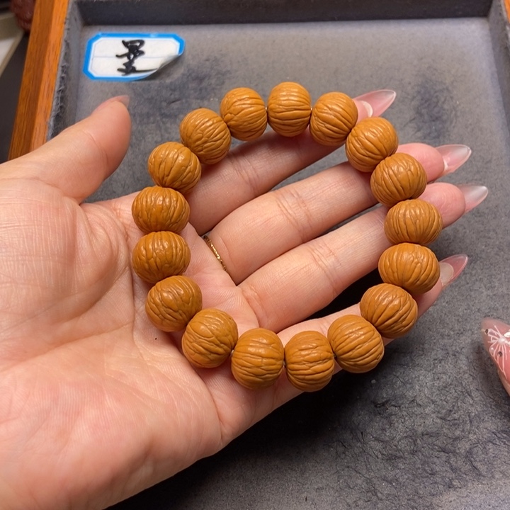 猴头核桃吊坠菩提