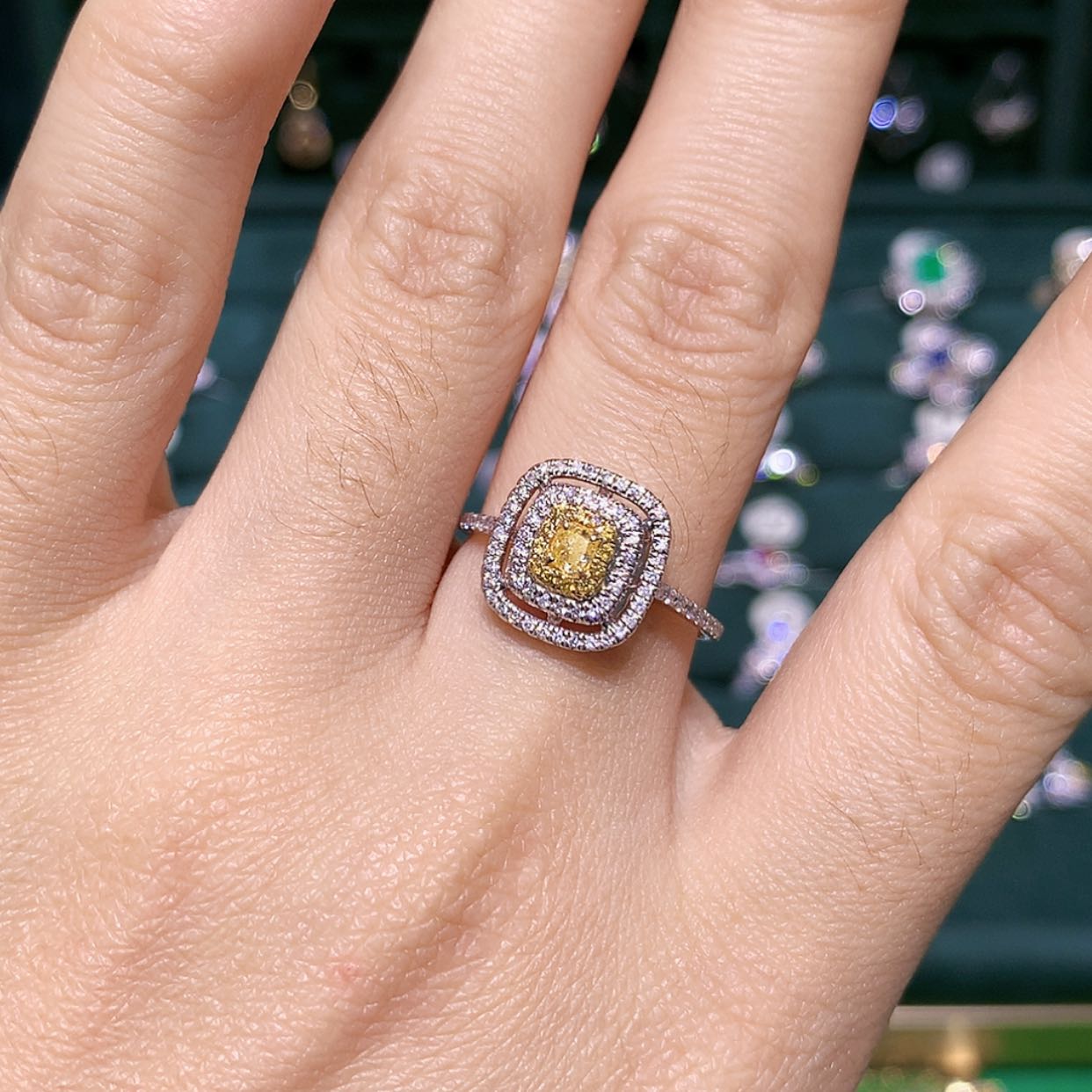 【闪购商品】钻石戒托18K金镶嵌戒指