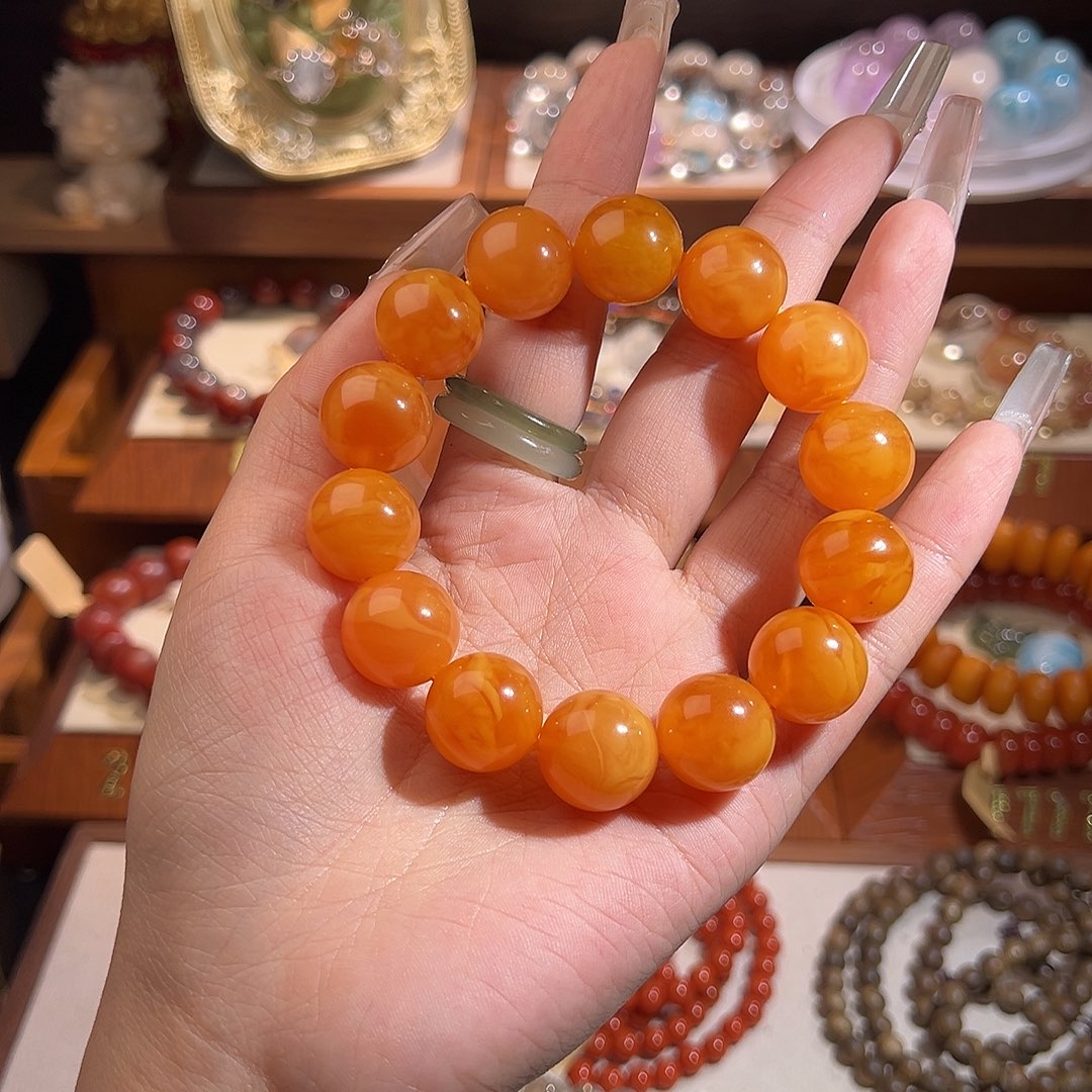 巧***斯蜜蜡未镶嵌手串手串