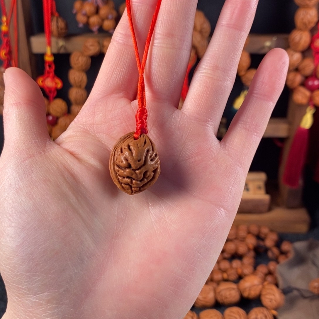 吊坠桃核桃枭挂件2