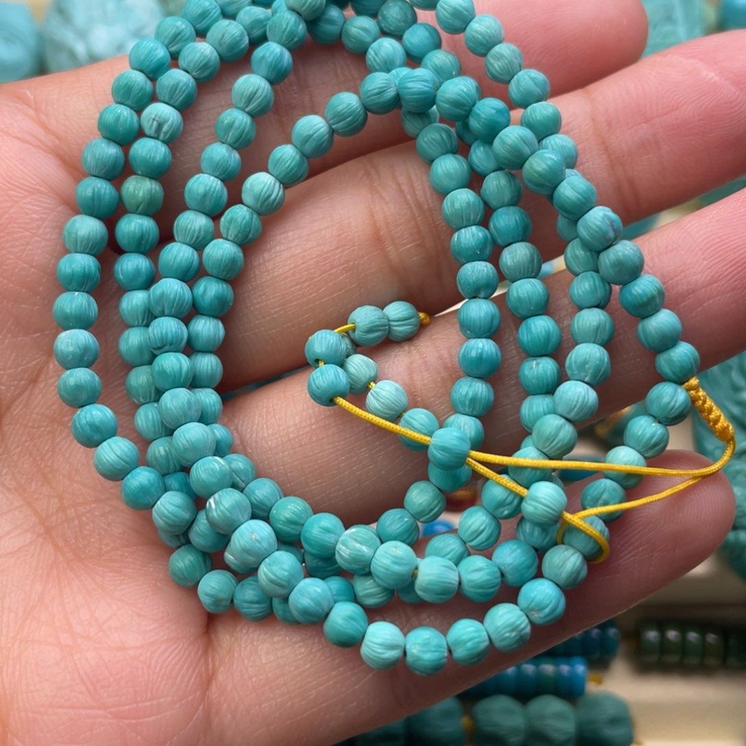 绿松石脖挂未镶嵌小*鱼