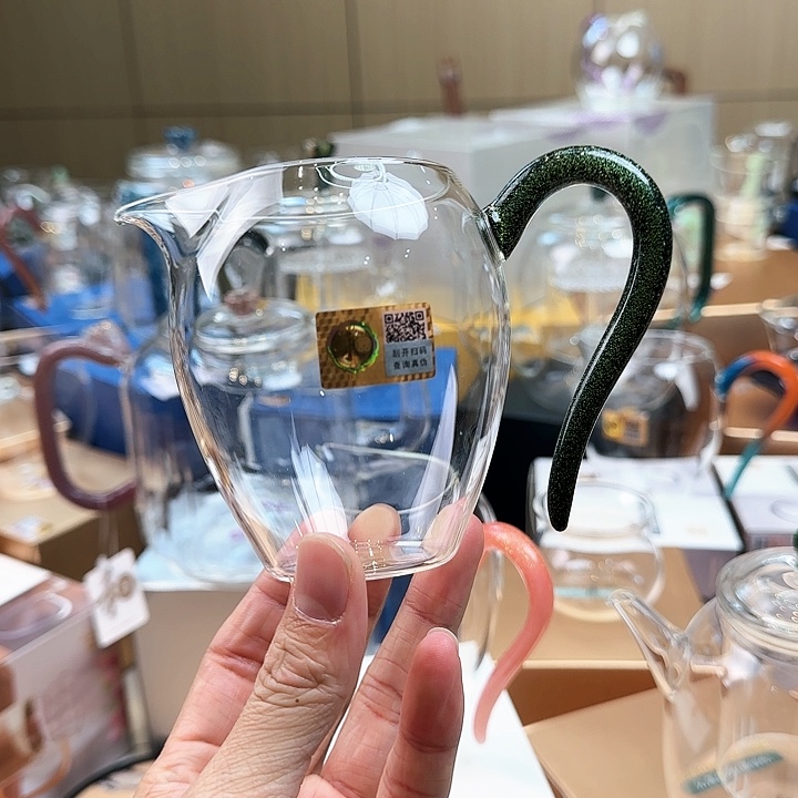 禾器黑金怡然公道杯