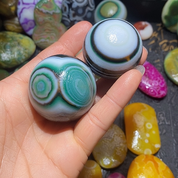 玛瑙/玉髓颈饰未镶嵌天**陌