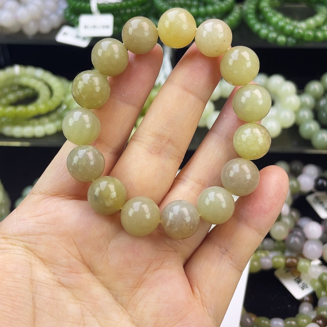 和田玉未镶嵌手链1