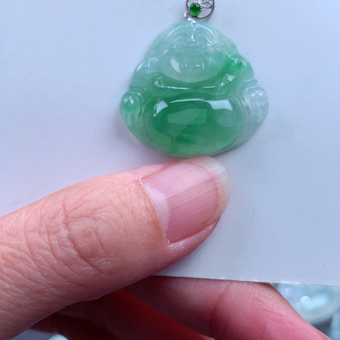 翡翠吊坠(不含链)18K金镶嵌