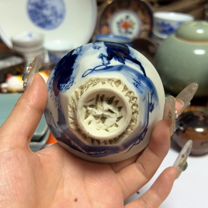 盖碗瓷器直播放漏中