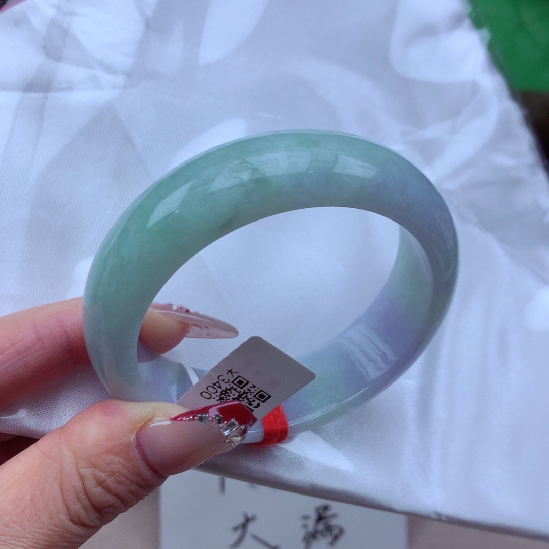 翡翠手镯未镶嵌缅甸翡翠手镯