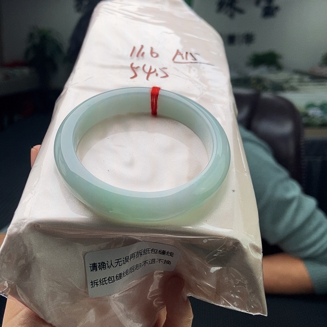 翡翠未镶嵌手镯拍一发一