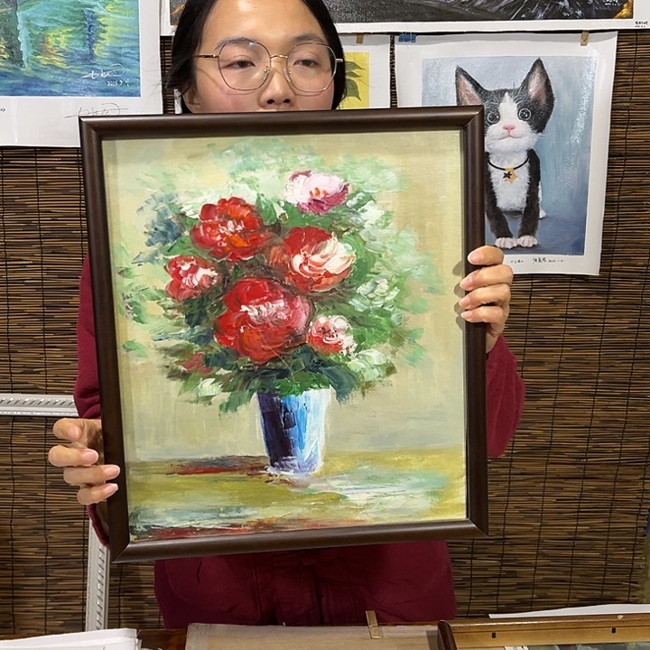 油画行路人小院绘画作品
