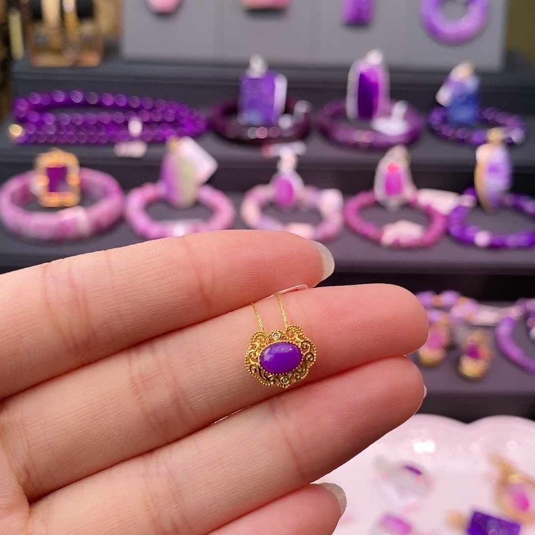 苏纪石（舒俱来）18K金镶嵌吊坠(不含链)