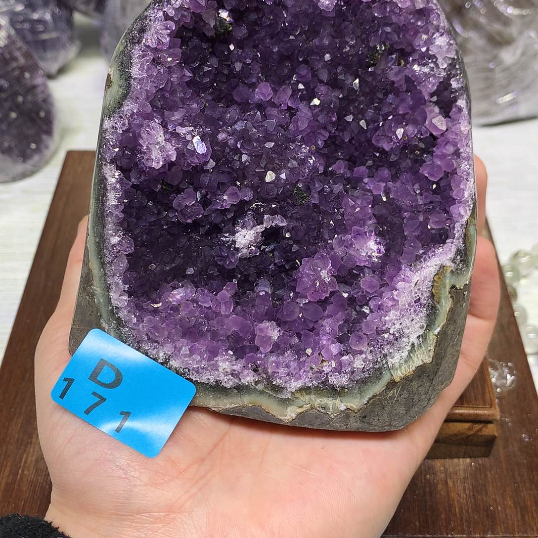 紫晶大型摆件（非配饰）未镶嵌