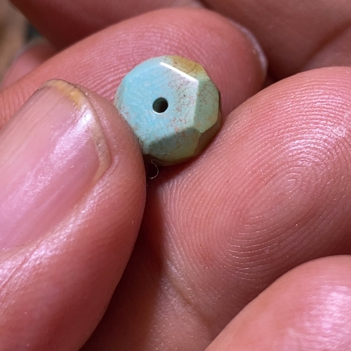 绿松石配饰未镶嵌