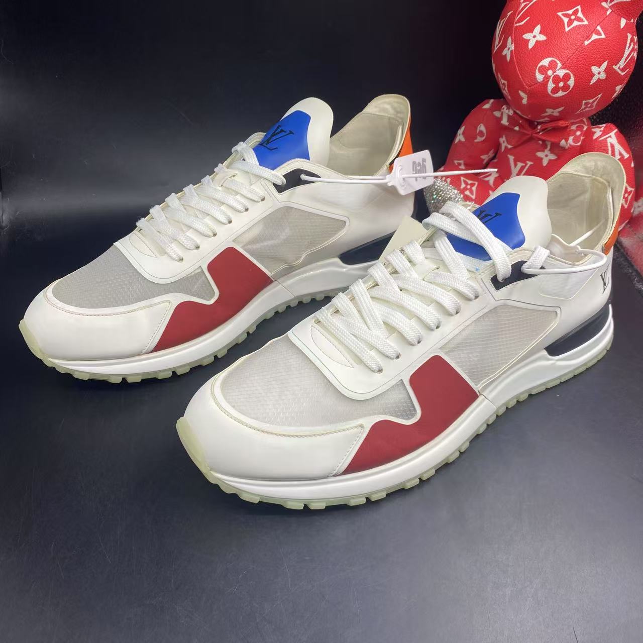 95新 LouisVuitton/路易威登 Run Away舒适低帮休闲鞋42.5码3280