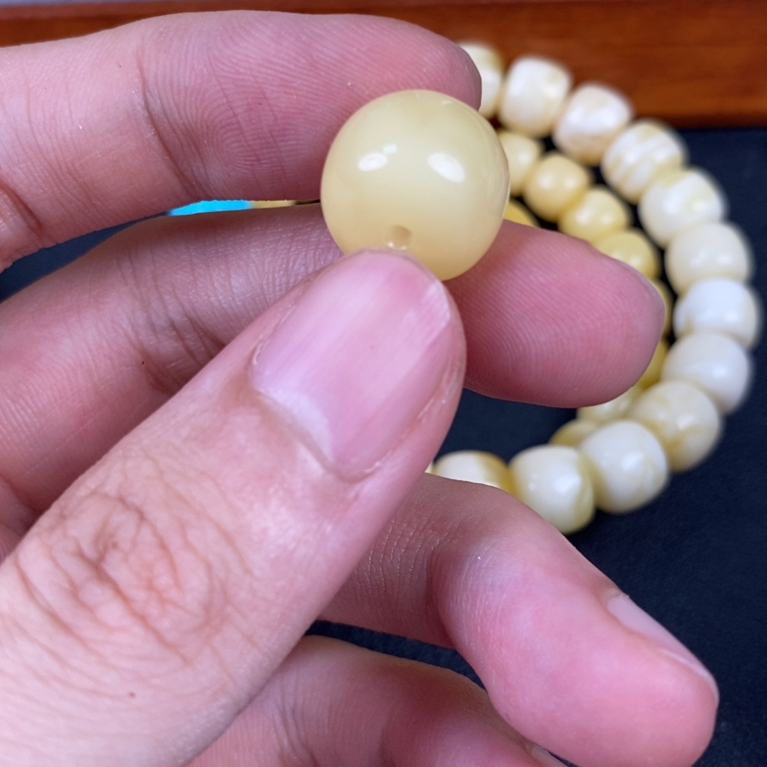 琥珀未镶嵌珠宝奇石微瑕82