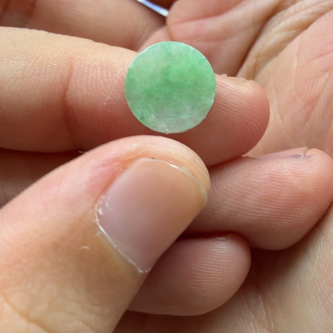 翡翠未镶嵌颈饰19