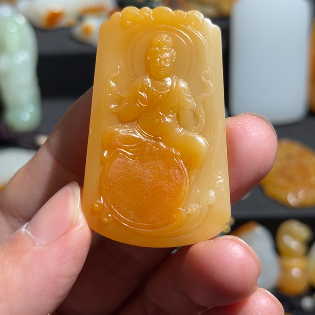 和田玉颈饰未镶嵌观音