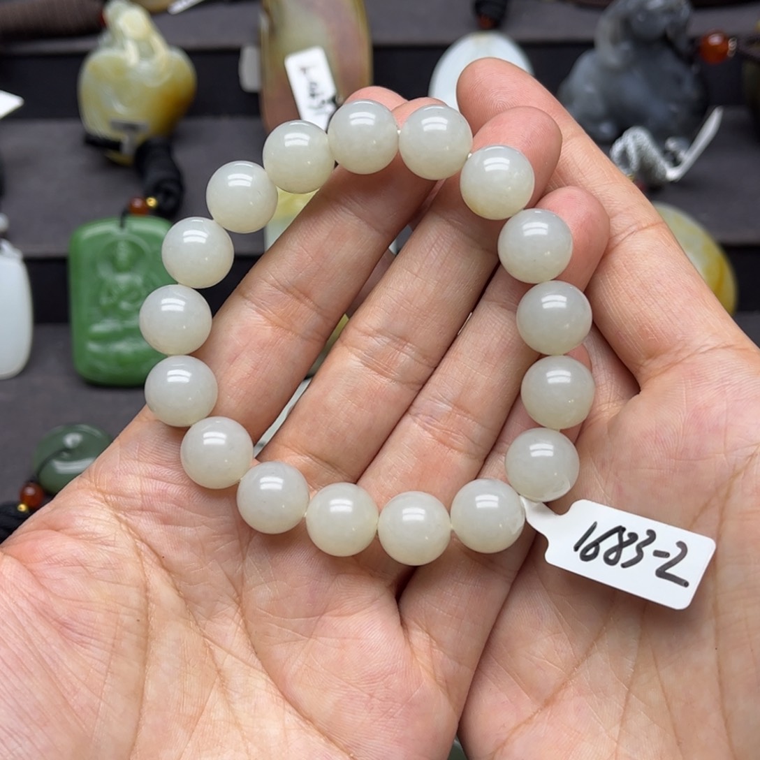 和田玉手串未镶嵌