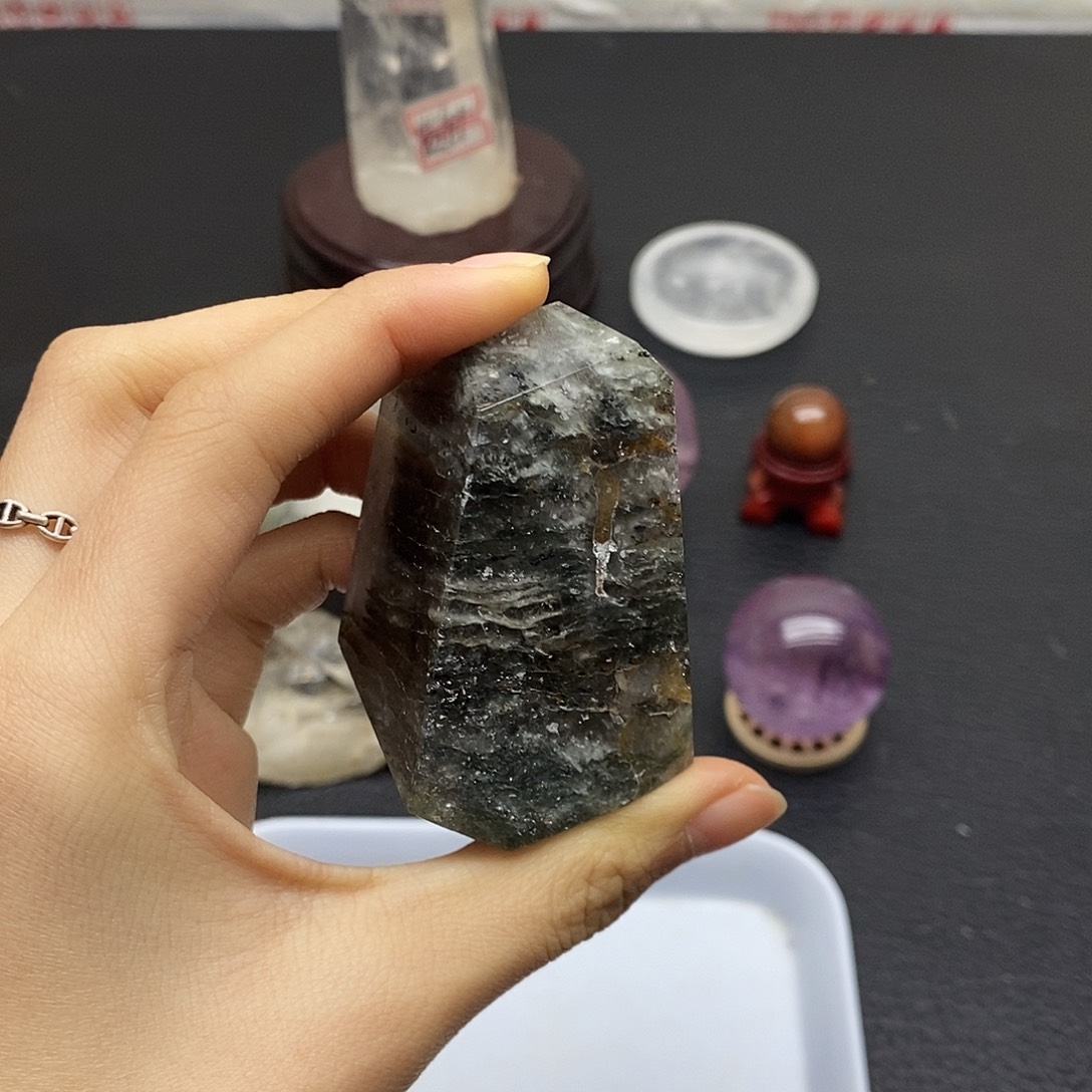 珠宝半成品水晶未镶嵌272水晶石